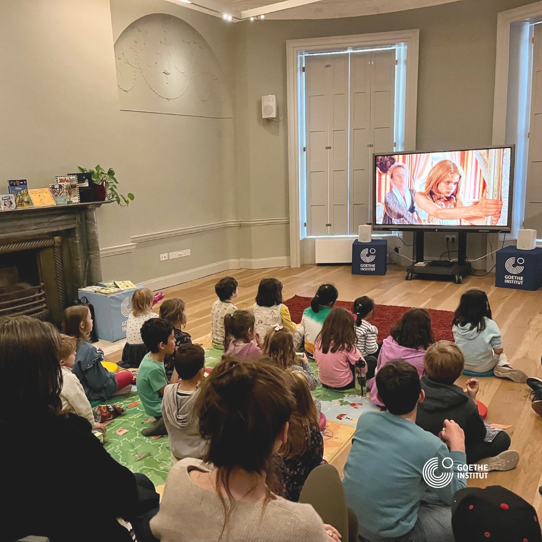 Kinderkino at Goethe-Institut Irland 2024! Each semester, we will screen 3 kids' films at #37MerrionSquare, takngi place after our children's courses, 1.15 - 3 pm. On 27 April, we present 'Die Drei ??? - Das Geheimnis der Geisterinsel'. goethe.de/ins/ie/en/ver.…