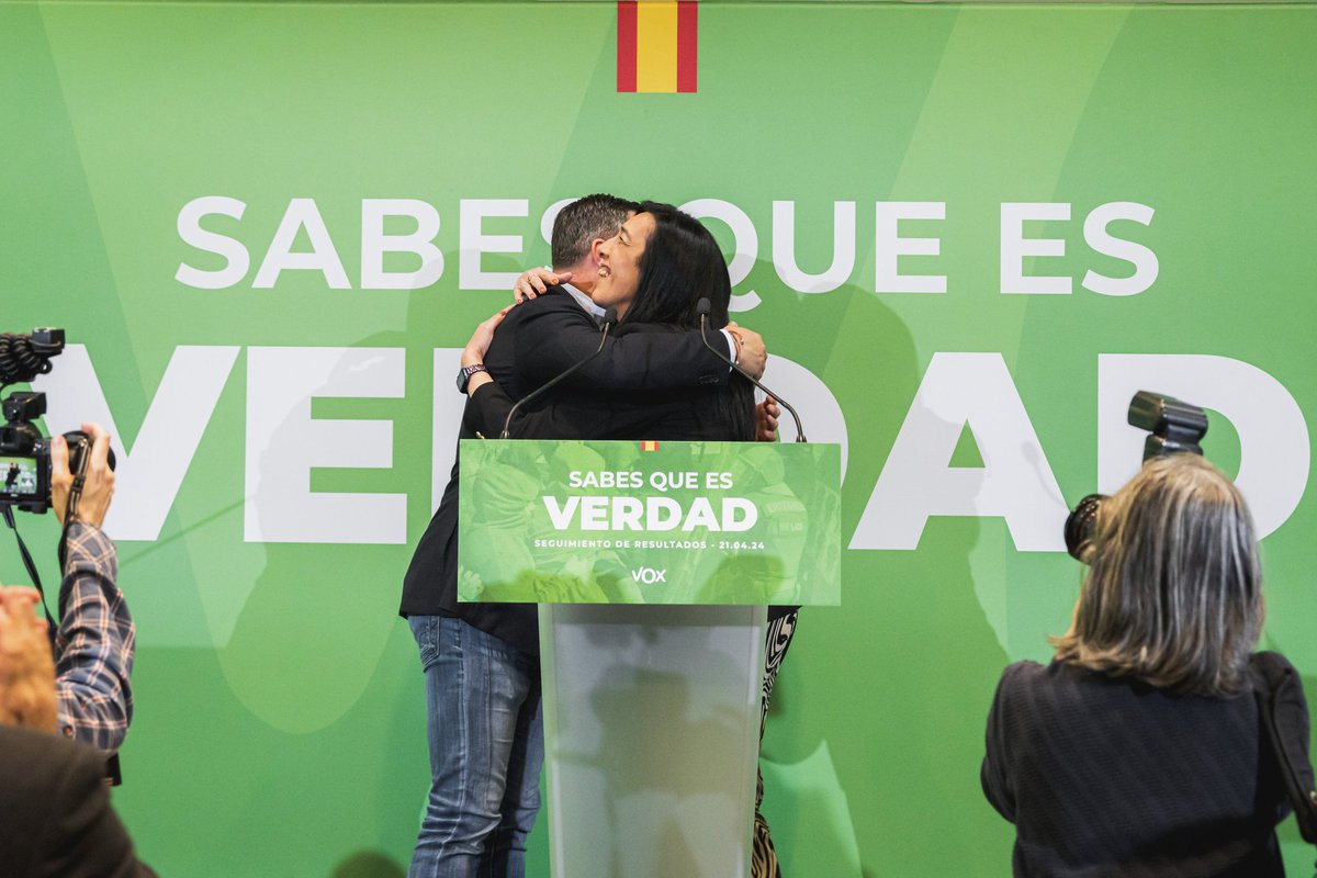 Santi_ABASCAL tweet picture