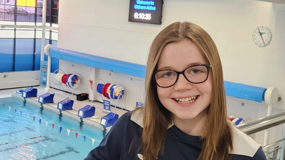 Sophie has been swimming with her home club Oldham Seals since June, 2021 oldham-chronicle.co.uk/news-features/…