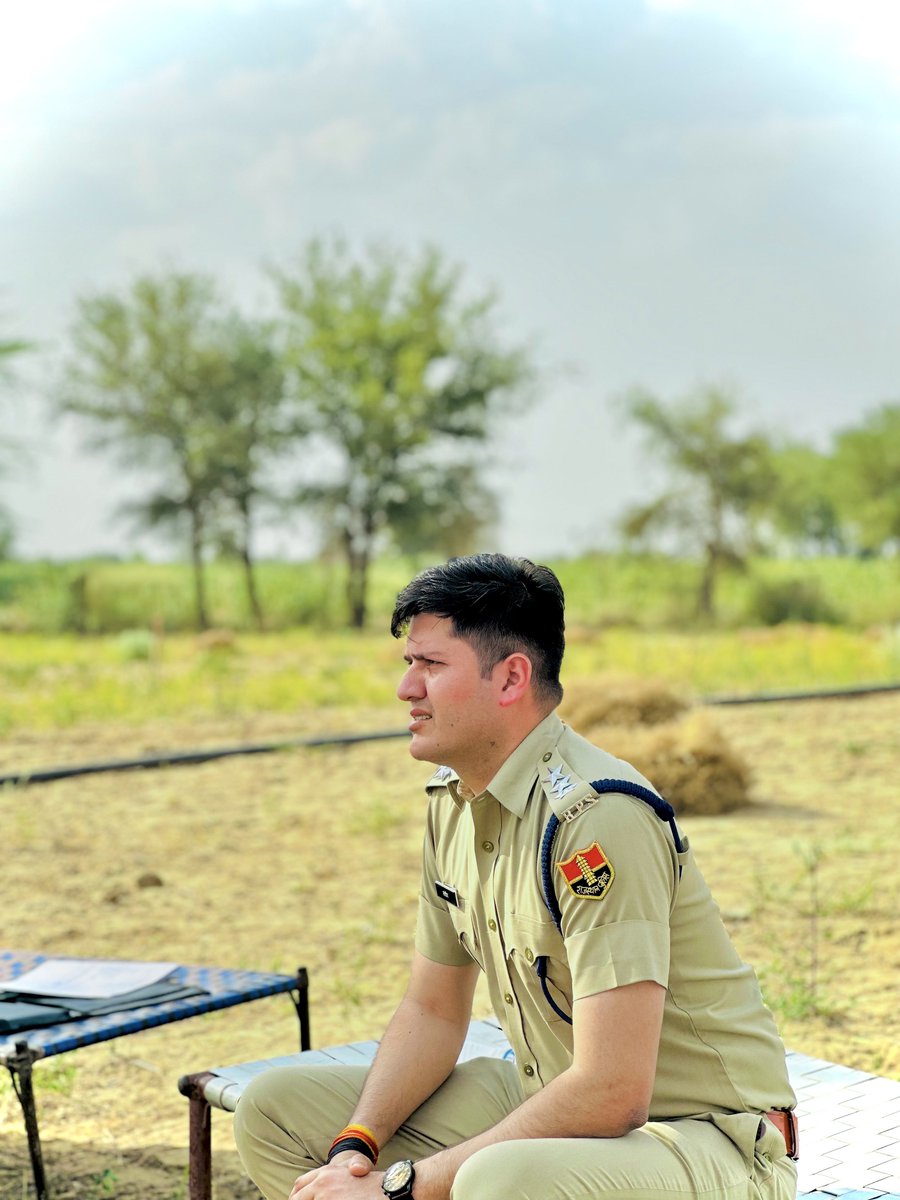 RpsSandeep's tweet photo. Stay positive ✌🏻 #Barmer https://t.co/XqPaEV09Vc