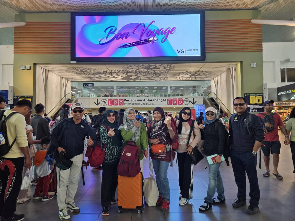 Mon | 22 Apr 24 |

<a href="/kakihike/">KAKIHIKE</a> off to Yogyakarta.
Merbabu and Prau here we come.

Our first hike abroad in 2024 after Rinjani, Fuji and Pulag last year.

#DSRMT

📍Yogyakarta