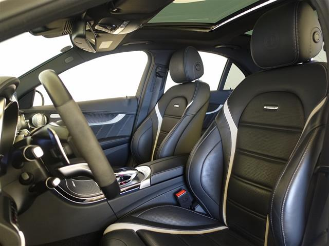 qauto3's tweet photo. 🔸Mercedes-benz C-class 2016

>>SPECIFICATIONS<<v
【Year/Month】2016
【Engine】3,980 CC
【Fuel】Petrol
【Seats】5

>>SHOP URL<<v
https://t.co/FTcuBVWlsp

More pictures on the site!

#usedvehicles #mercedesbenz #mercedes https://t.co/6OEmFIPefx
