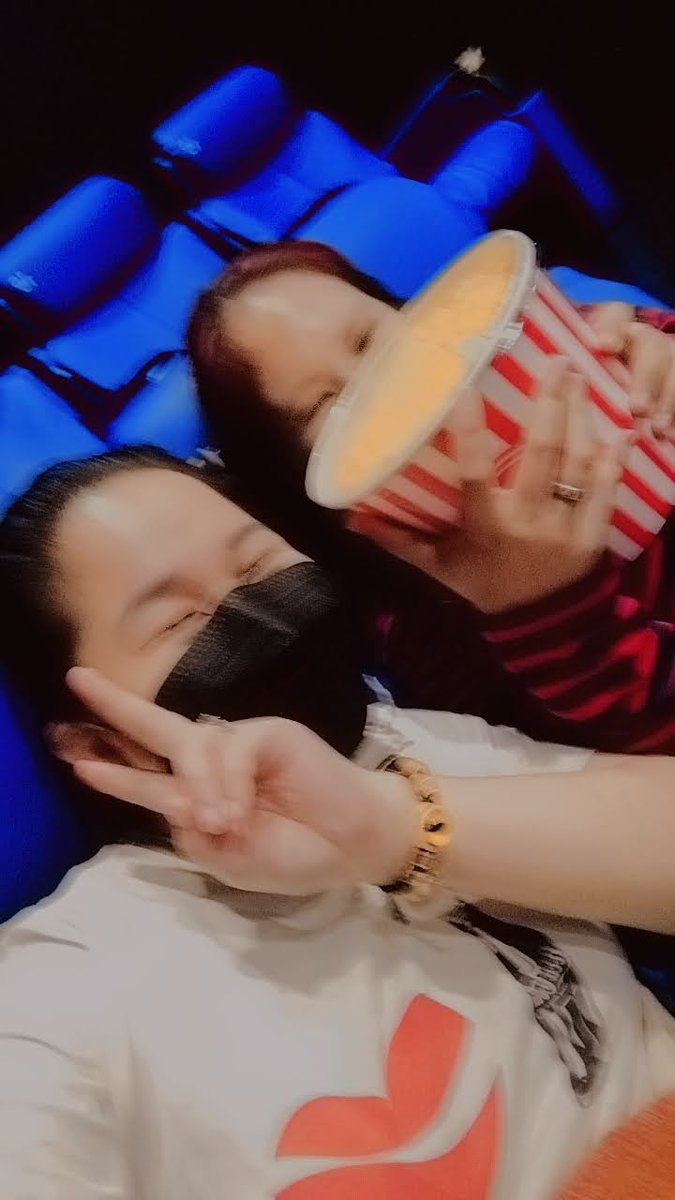 flffybear's tweet photo. @walnvt__ missing our random dates na huhu 🥺🤍 @walnvt__ https://t.co/BA9hZXaFf6