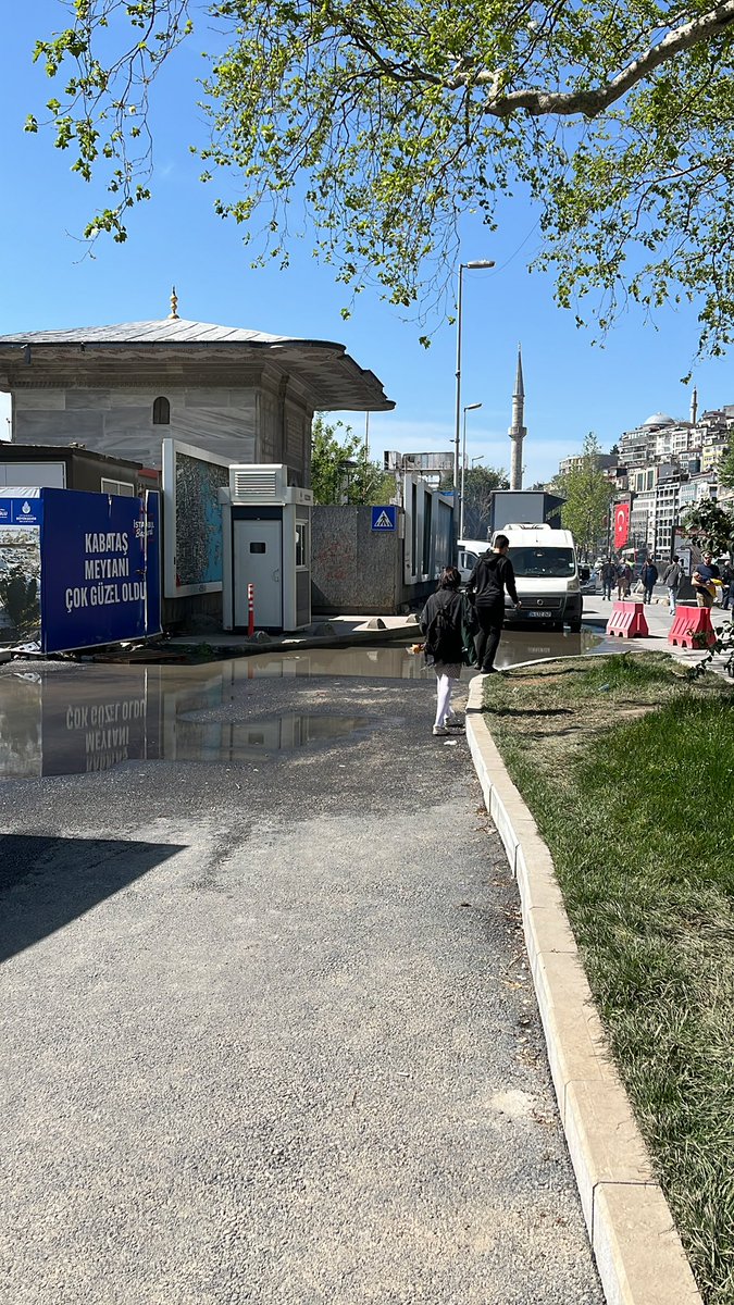 Bu tartışma sonuç alamasam da benim için bitmeyecek. Kabataş’ı yaşanır, yürütülür hale getirmenizi bekliyoruz! Açılış yapıp gitmek olmaz!