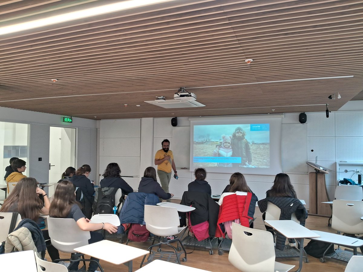 aguyouth's tweet photo. Üniversitemiz ve TED Kayseri Koleji işbirliğinde Sürdürülebilir Kalkınma Hedefleri konusunda derinlemesine bir anlayış kazandırmak amacıyla 28.02.2024-17.04.2024 tarihleri arasında düzenlenen AGÜ-TED BM Sürdürülebilir Kalkınma Hedefleri Sertifikasyon Eğitim Programı tamamlandı. https://t.co/pj0A1zCwhz
