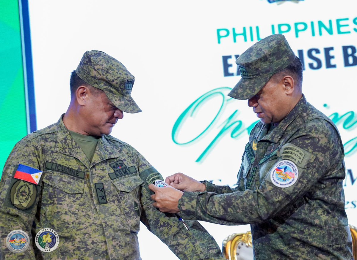 The AFP and the United States military are officially underway with Exercise Balikatan 2024, as the annual bilateral exercise kicked off today, April 22.  

#Balikatan2024 
#StrengthInUnity
#AlliesForPeace
#AFPyoucanTRUST
#OneAFPOnePhilippines
#StrongAFPStrongPhilippines