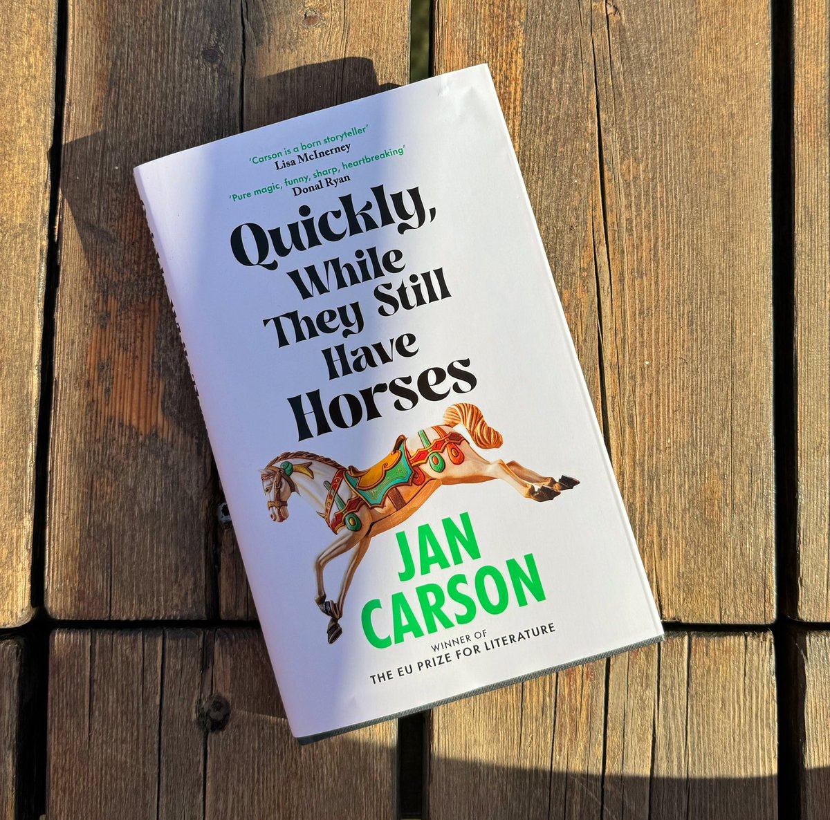 Ah, @JanCarson7280 #QuicklyWhileTheyStillHaveHorses is a properly wonderful thing…thank you! #Books #Reading