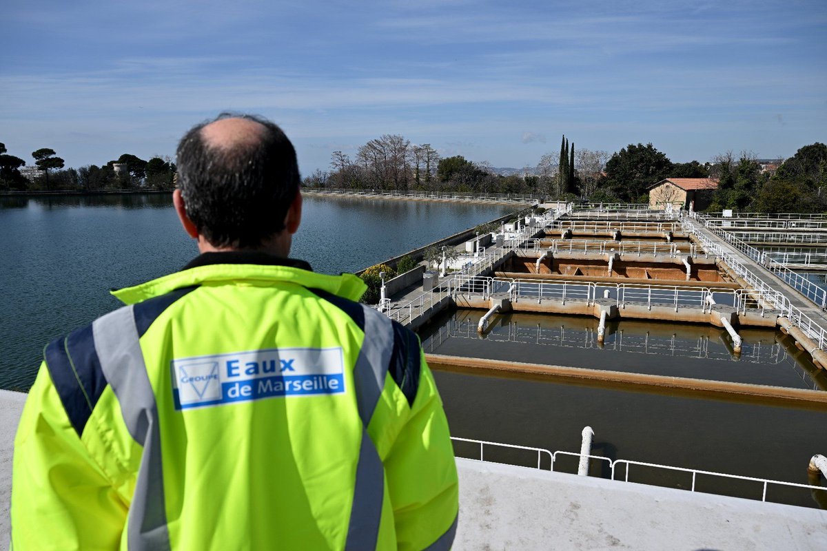 OXYTRADINGLYON's tweet photo. "La désinfection de l'eau à l'ozone" présente l'avantage d'éliminer "toutes les potentielles saveurs que peut avoir naturellement une eau, et surtout ne génère pas de goût" additionnel https://t.co/5YoPO06XAd https://t.co/KhtMfxmFuX