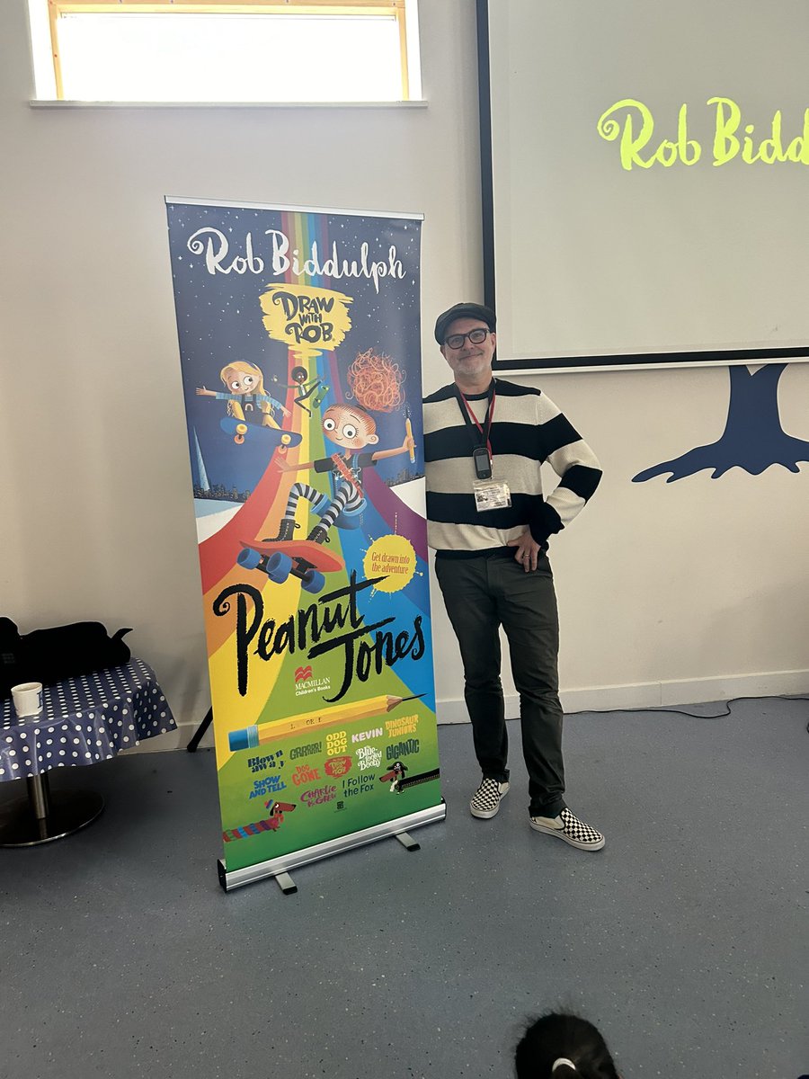 Kicking off our tour for the final book in the #peanutjones trilogy with brilliant @RobBiddulph ! First event with @RegencyBookshop then we go up North! #ontour @MacmillanKidsUK