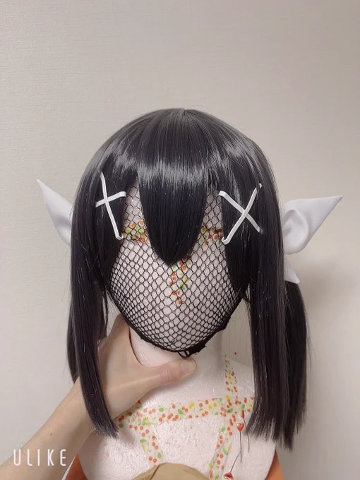美遊のウィッグできた白いリボンは作った 