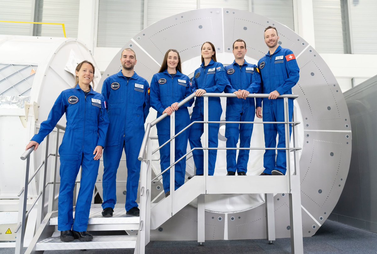 esaspaceflight's tweet photo. Following the astronaut tradition, the #ESAastro2022 graduates will get their class name from their predecessors - the Shenanigans of @esa’s 2009 class 🧑🚀👩🚀
Stay tuned as @Astro_Alex unveils their name and patch during the graduation ceremony. Any guesses on what it could be? Let's hear your predictions! 🚀😉
🔴📺 LIVE now on https://t.co/wotHXxyXsw and ESA YouTube.
@astro_matthias @AstroSamantha @astro_luca @Astro_Andreas @Thom_astro @astro_timpeake @Astro_Pablo_A @Soph_astro @Raph_Astro @Astro_Rosemary @ESAastro_Marco @AussieAstroKat @AusSpaceAgency