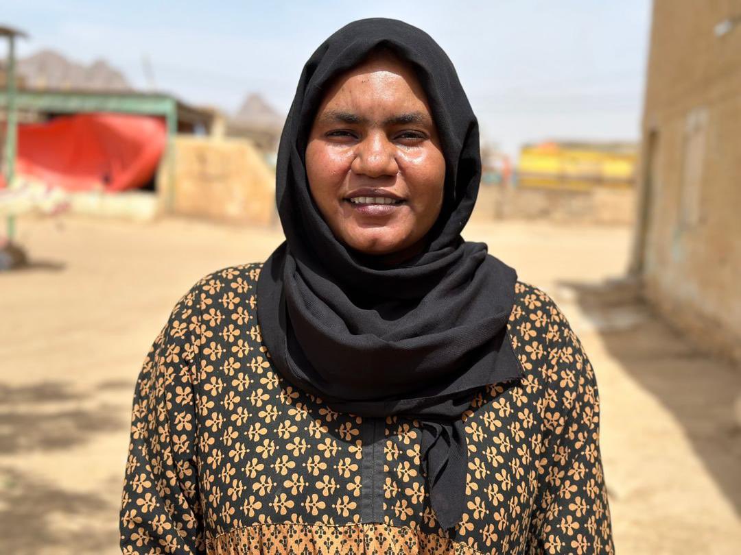 Meet Dr. Tayseer Mohammed, an IDP from Khartoum. With UNHCR's help, she completed her medical degree in Kassala and now supports fellow IDPs with medical consultations and psychosocial support. Additional funding can empower more displaced people to lead the change!