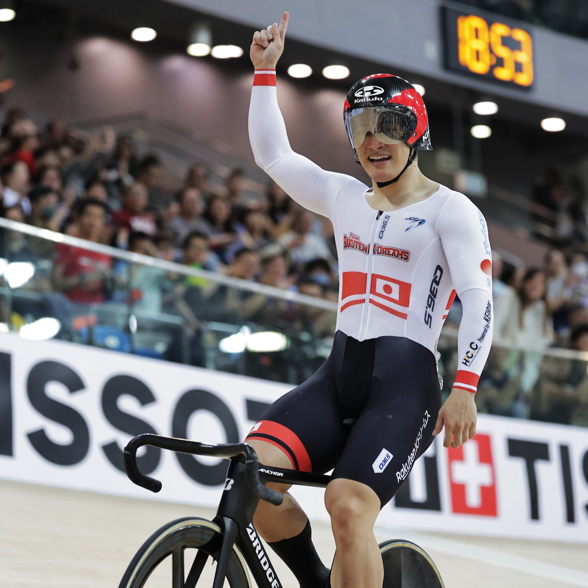 💥 Double trouble 💥

Sprint and Keirin champions 🏆

Women ➡️ Mathilde Gros 🇫🇷
Men ➡️ Kaiya Ota 🇯🇵

#TissotNationsCup #TrackCycling #OlympicCycling