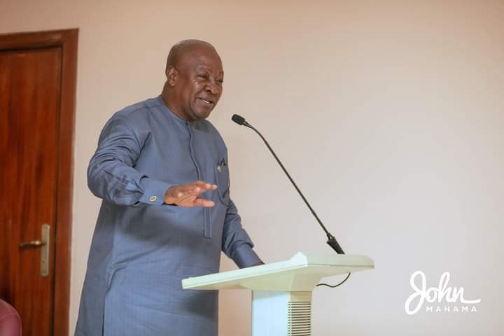 John Mahama has affirmed that a future NDC govt will give top priority to resolving issues surrounding implementation of Free Senior High School. #Mahama24hourEconomy #Together4Change2024 #LetsBuildGhanaTogether #PHK ( Dumsor #Dumsor #DumsorIsBack #Dumsortimetablenow Bawumia)