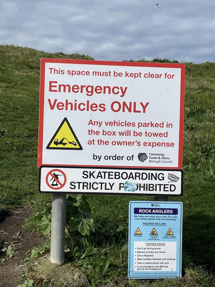 🛟 Blocking emergency access points in Portrush. 

If only there were signs. 

📍 Ramore Head, Portrush