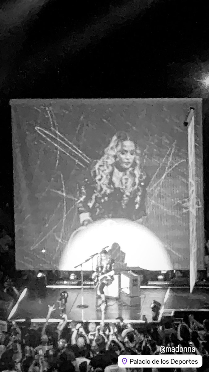 Larga vida a la única reina del pop! @Madonna es quién es! #CelebrationTour