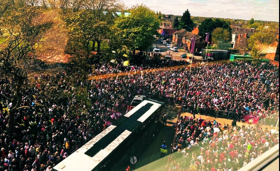 Some turn out for the bus that….
Next game ✅ #AVFC