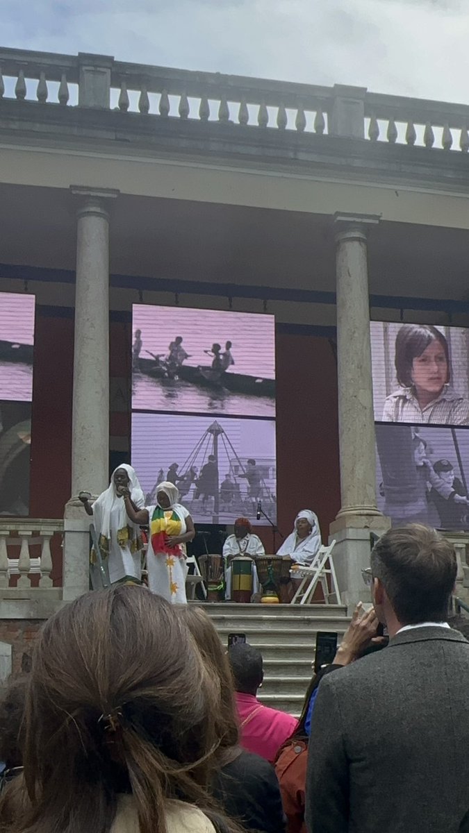 Team Cymru were at the @la_Biennale in #Venice last week for the opening of the UK Pavillion with the very talented John Akomfrah!

@BCouncil_Wales Arts Manager was making connections for Wales 🏴󠁧󠁢󠁷󠁬󠁳󠁿 with some very exciting news coming soon! 👀 

@BritishArts 
#BiennaleArte2024