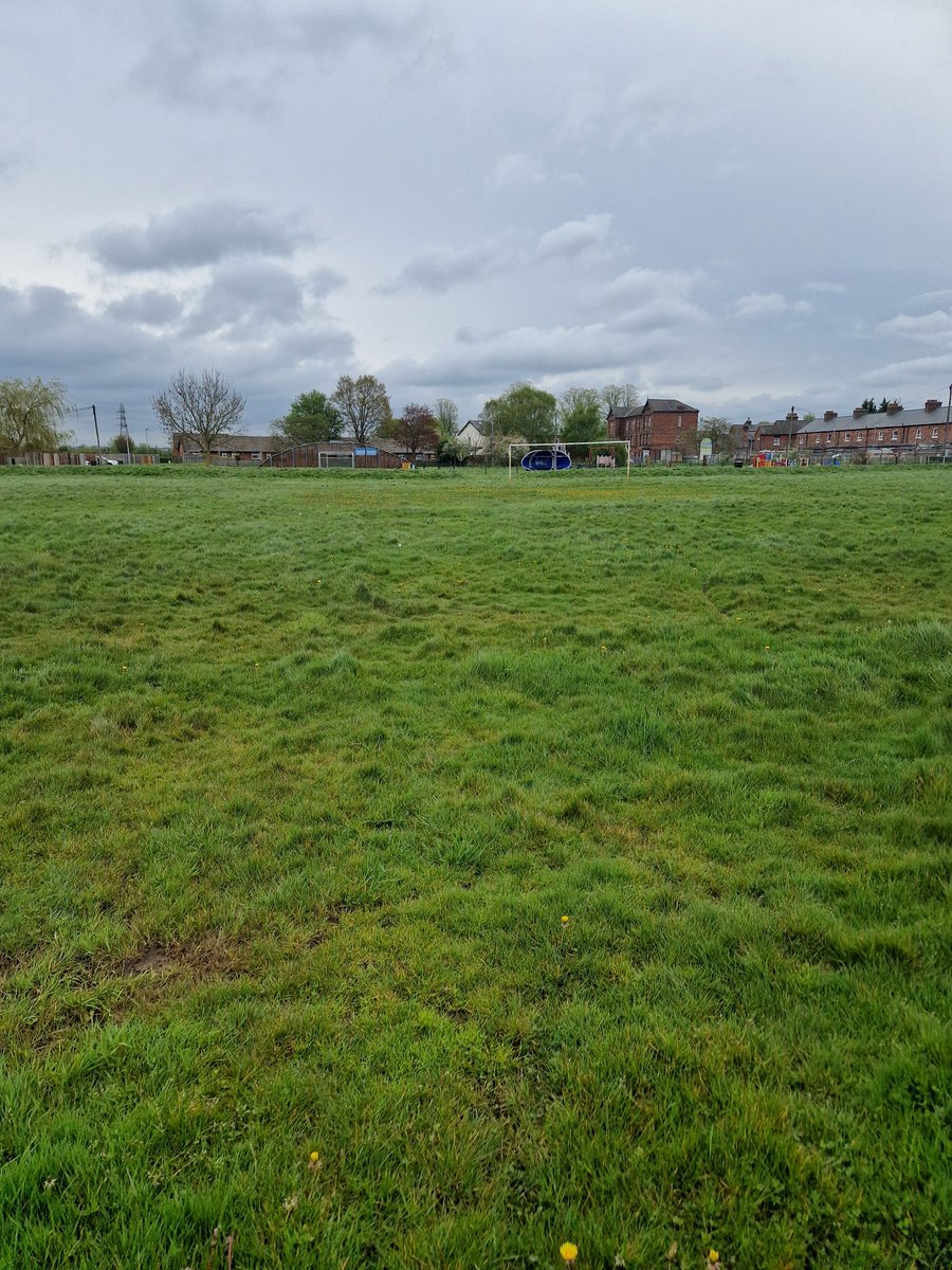Kevperry4's tweet photo. Season coming to and end and a pitch we aren't able to play on still we grow the club every season but with limited pitch space an conditions do we stop now @noelm https://t.co/qITKqvl880