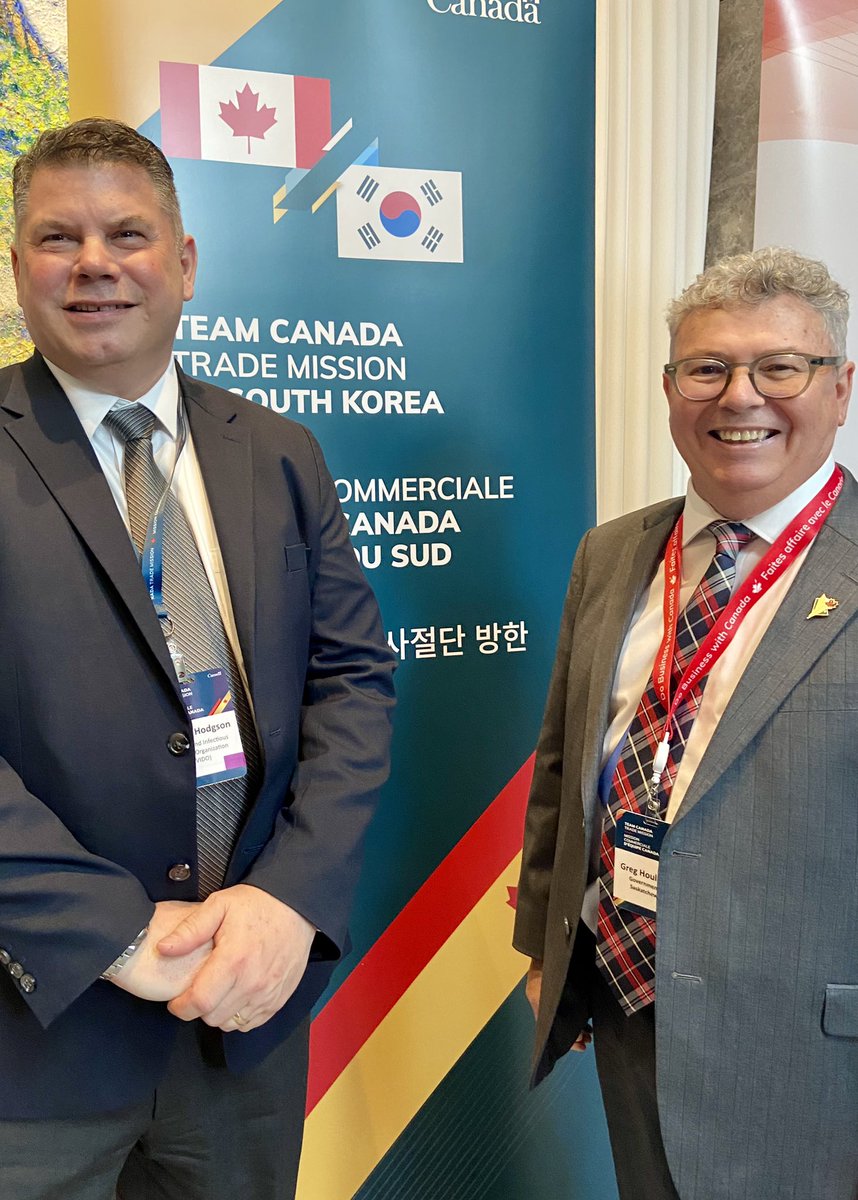 Introductory meeting with our Director of Operations (Paul Hodgson) and @SKGov new Managing Director, Japan @HoulahanGreg in South Korea. Looking forward to working together as we build our Korean partnerships!