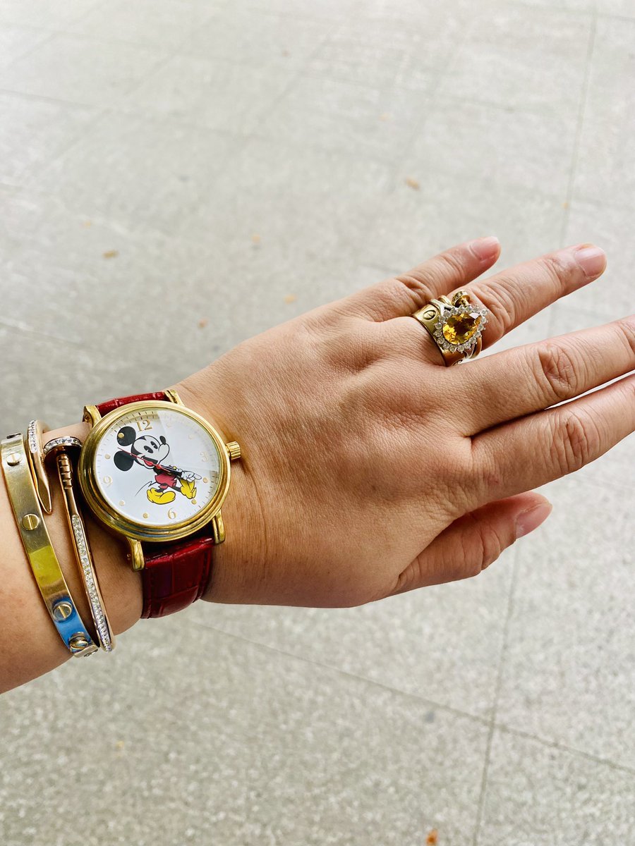 kayelazo's tweet image. #timecheck #disneywatch