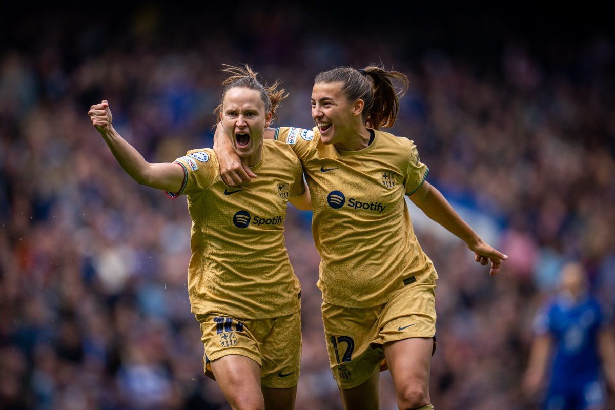 #OnThisDay 1️⃣ year ago, we won at Stamford Bridge! 𝐴𝑣𝑢𝑖 𝑓𝑎 𝑢𝑛 𝑎𝑛𝑦 𝑑'𝑎𝑞𝑢𝑒𝑠𝑡 𝑚𝑜𝑚𝑒𝑛𝑡... 𝐏𝐎𝐃𝐄𝐌, 𝐂𝐔𝐋𝐄𝐑𝐒 💙❤️