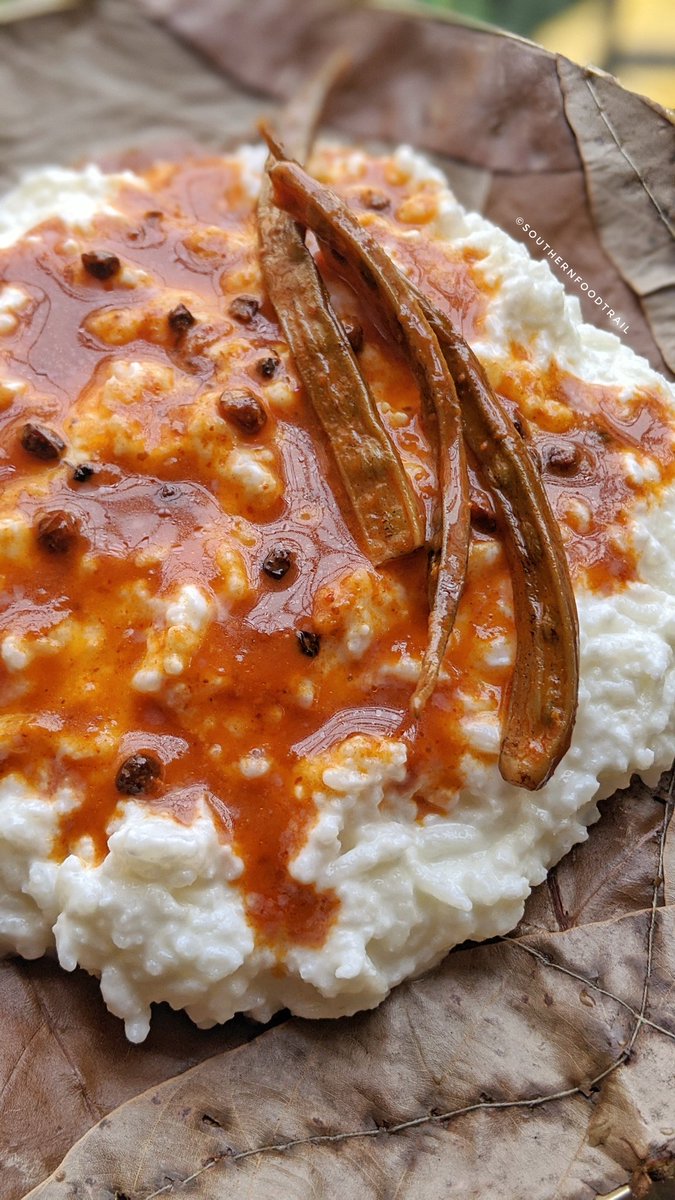 Thayir Sadham/Curd Rice With Manathakalli & Cluster Beans Vathal Kuzhambu. A very traditional Tambrahm Meal 

#teampixel #southernfoodtrail
