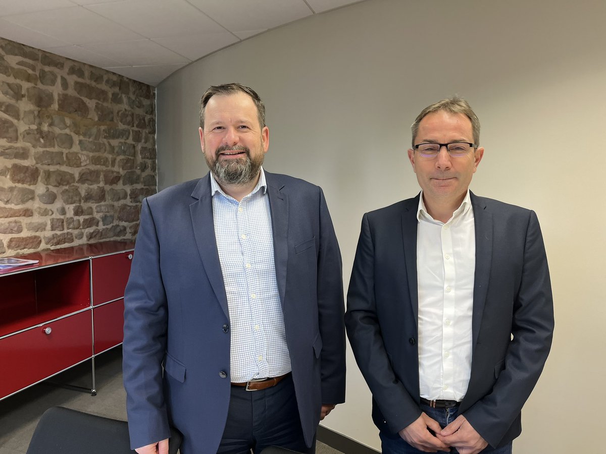 Ait Braham (@aitrene1) on Twitter photo Ouverture de deux nouveaux Bachelors à <a href="/VilledeCMz/">Ville de Charleville-Mézières</a> : Développeur IA et Data Science + un Bachelor chargé de recrutement et conseils en ressources humaines avec <a href="/PoleFormationCA/">Pôle Formation UIMM Champagne-Ardenne</a> <a href="/candideblomme/">Candide Blomme</a> <a href="/s_guenet/">Sébastien Guenet</a> <a href="/patrick_fostier/">Patrick Fostier</a> <a href="/A_ClaudeReitz/">Alexis Claude-Reitz 🎙</a> <a href="/colloc08/">Nelly GAROT 💉💉💉</a> <a href="/alibenbournane/">Ali Benbournane</a> <a href="/faridbessadi/">Bessadi Farid</a> Ouverture de deux nouveaux Bachelors à <a href="/VilledeCMz/">Ville de Charleville-Mézières</a> : Développeur IA et Data Science + un Bachelor chargé de recrutement et conseils en ressources humaines avec <a href="/PoleFormationCA/">Pôle Formation UIMM Champagne-Ardenne</a> <a href="/candideblomme/">Candide Blomme</a> <a href="/s_guenet/">Sébastien Guenet</a> <a href="/patrick_fostier/">Patrick Fostier</a> <a href="/A_ClaudeReitz/">Alexis Claude-Reitz 🎙</a> <a href="/colloc08/">Nelly GAROT 💉💉💉</a> <a href="/alibenbournane/">Ali Benbournane</a> <a href="/faridbessadi/">Bessadi Farid</a>