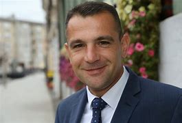arsiano's tweet photo. Formirana antikorupcijska većina.. evo i mandatara https://t.co/IIzoiOiGF4