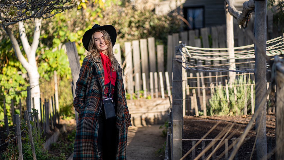 JustCassa_'s tweet photo. Photoshoots are fun and even better with friends :)

Massive shoutout to @RubeePlays for organising a little cowboy themed shoot for the launch of the new Outlaws of Thunder Junction Event! Please enjoy some of my favourite photos I shot 🤠 https://t.co/yxGIQkuOSf