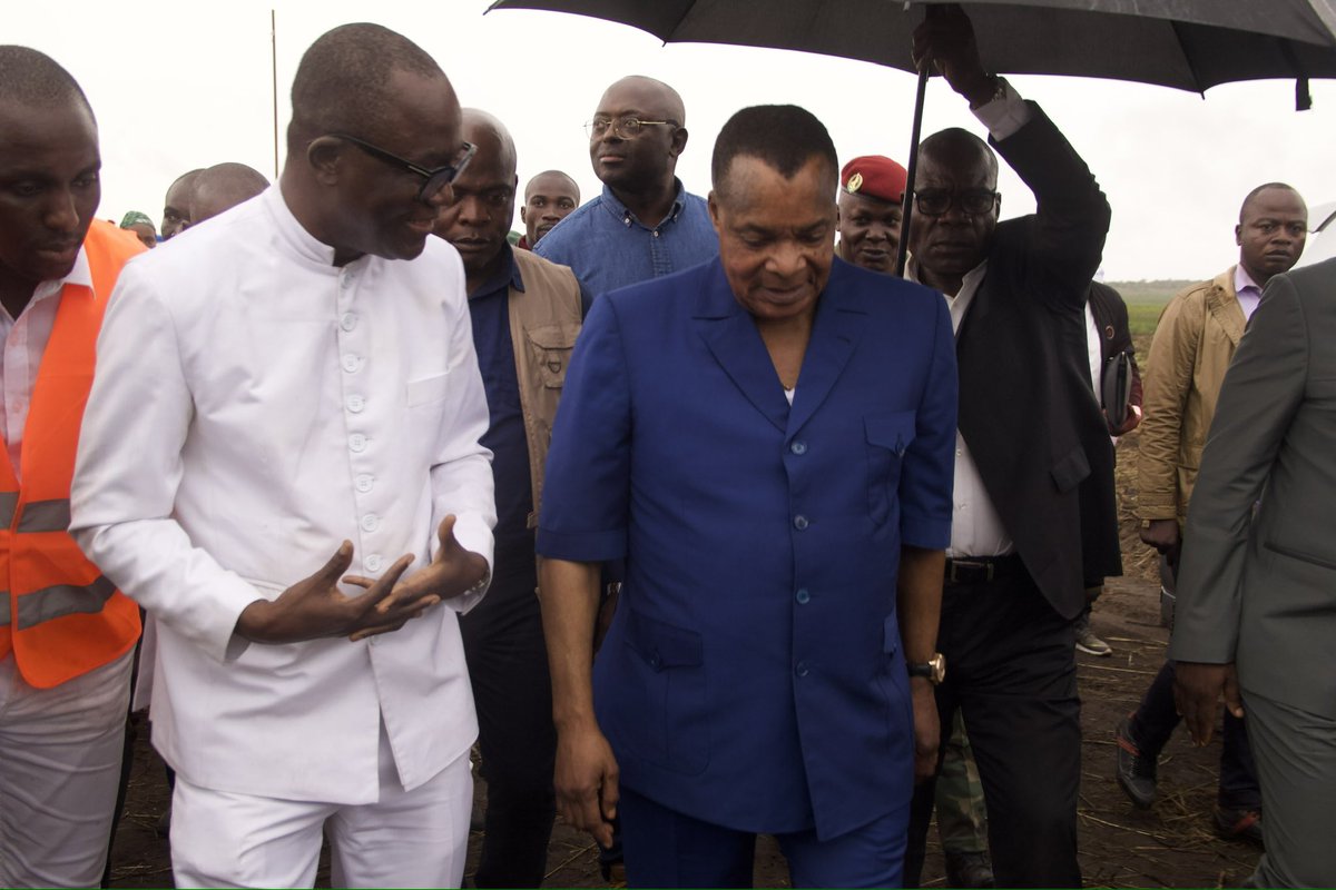 BuzzBrazza's tweet photo. 🚨#SOCIÉTÉ 

Le Président de la République SEM @SassouNGuesso_ avait effectué une descente au centre agro-industriel de Kounzoulou,  reçu par le Président du Collège des Kimbanguistes  Congolais Mr Brice Voltaire ETOU- OBAMI pour s’imprégner du travail réalisé.🇨🇬
@GouvernementCG https://t.co/MTGBa37b0Q