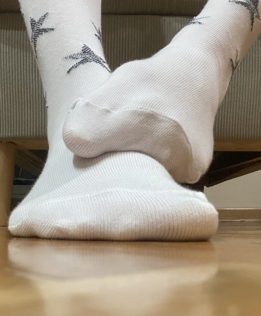 Start by kissing my toes and then start massaging them!

#Feet #Toes #SizeTwitter #Giantess #GiantessFeet #Soles #GTS #Goddess #Femdom #SizeFetish #Crush #FeetPictures #feetcontent #Socks #paypig #findom #feetworship