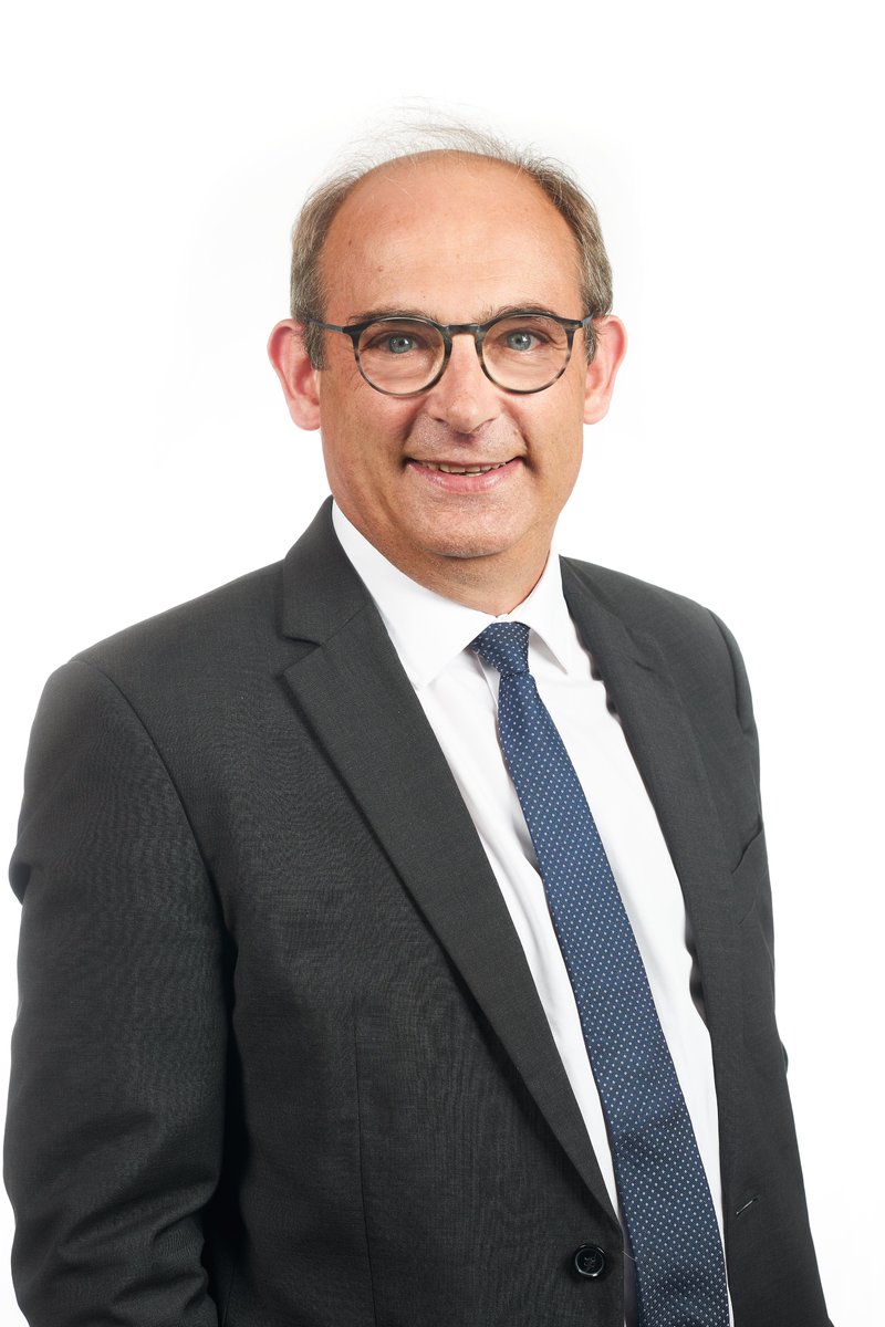 📢<a href="/LPoupartGNE/">Laurent Poupart</a> a été élu nouveau Président du <a href="/GroupeGroupama/">Groupe Groupama</a> pour succéder à François Schmitt. Exploitant agricole à Brimeux (Pas-de-Calais), il est Président de <a href="/GroupamaNordEst/">Groupama Nord-Est</a> depuis 2015.