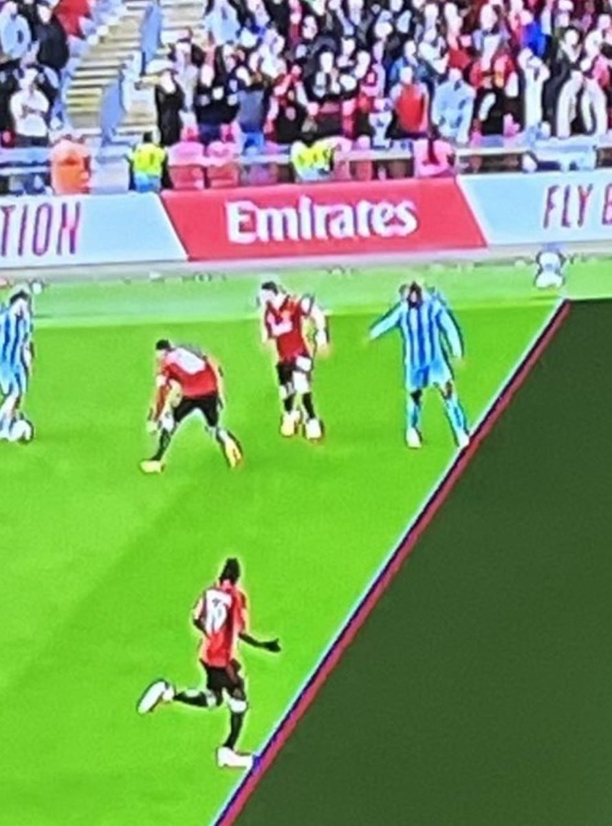 Coventry City robbed of victory against Man United by a VAR pixal..