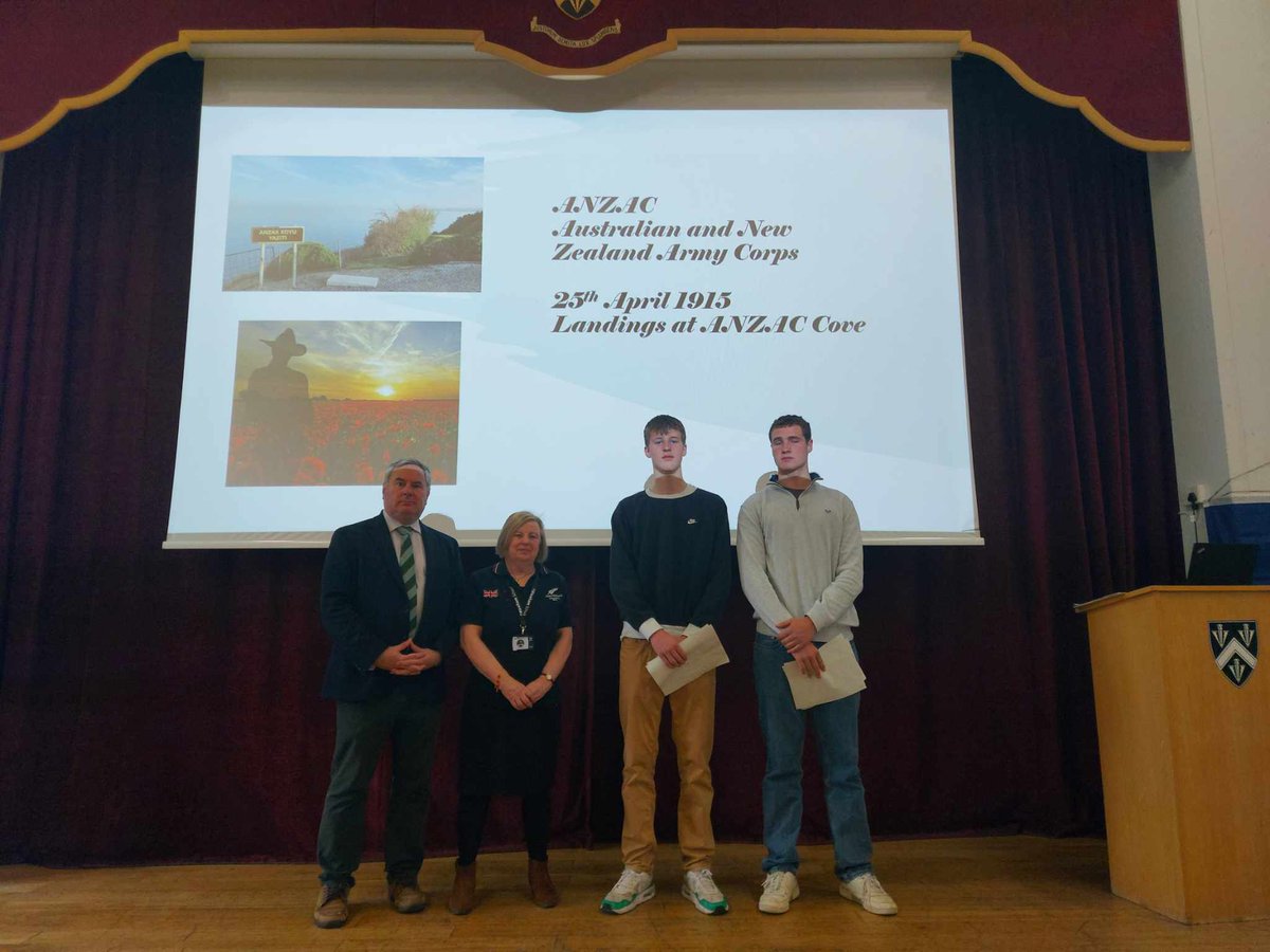 SimonBatten3's tweet photo. This morning I took part in a school assembly explaining ANZAC Day. Alongside Dr Earl and me, two pupils of New Zealand descent told the stories of three @OldBloxhamist ANZACs who perished in the Great War; they will be remembered in the school chapel on Thursday. @Gallipoli100 https://t.co/VQ3aWLxhjY
