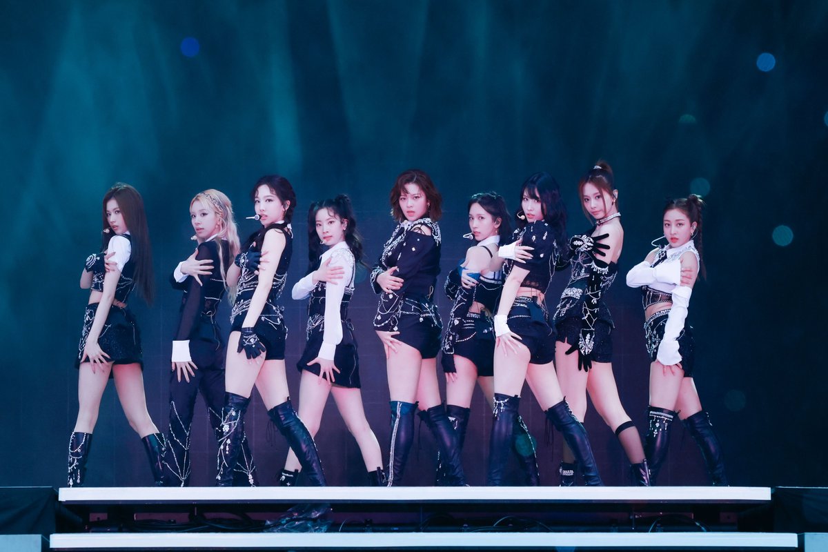 TWICE、味の素スタジアム2days追加❗️
海外女性歌手初の日産スタジアム含む計6公演に

『TWICE 5TH WORLD TOUR
‘READY TO BE’ IN JAPAN SPECIAL』

🏟 公演日程・会場一覧
oricon.co.jp/news/2323900/?…

#READYTOBE @JYPETWICE_JAPAN @JYPETWICE