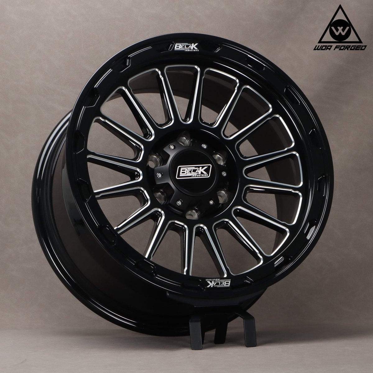 WOAFORGED's tweet photo. Belak Forging wheel hub customization.
support OEM ODM
Forged wheel hub factory real shot
#forgedwheels
#forged
#wheels
#rims
#customwheel
#customization
#wheelfactory 
#forgedfactory
#woaforged https://t.co/nqITfeAnT1