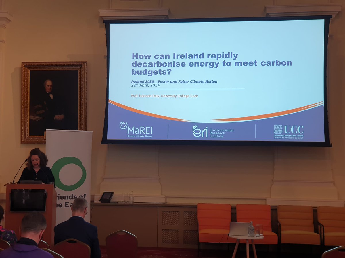 .@HannahEDaly responds to the question - How can Ireland rapidly decarbonise to meet carbon budgets? #EarthDayFoE #fasterfairerclimateaction #iamaclimatevoter