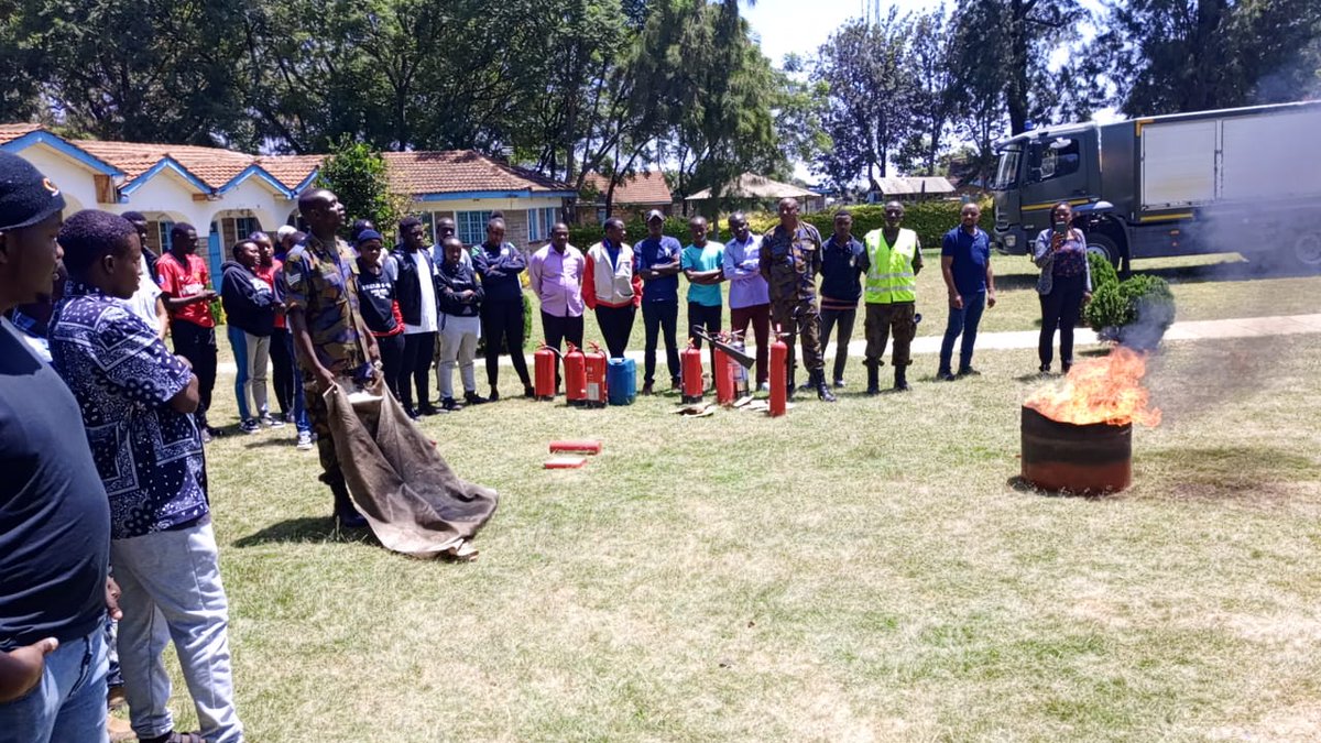 kenya_arc's tweet photo. Engaging training from our construction site safety training program! Our beneficiaries underwent rigorous firefighting training conducted by highly skilled military personnel from Moi Airbase. #ArcSkills #ConstructionSafety #FireFightingTraining #MoiAirbase https://t.co/eyGyXyVBbr