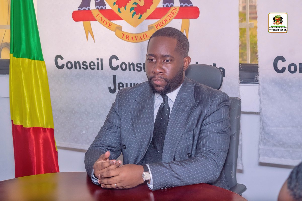 🔴 AUDIENCE 

Monsieur Prince Michrist KABA MBOKO, Secrétaire Exécutif du Conseil Consultatif de la Jeunesse, a reçu en audience ce vendredi 19 avril 2024 une délégation du Collectif des taxis motos conduite par son Président Monsieur Jules ONDELE. 

#celluledecommunicationccj