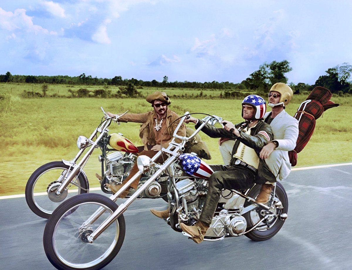 Dennis Hopper, Peter Fonda, Jack Nicholson “EASY RIDER” (1969) dir. Dennis Hopper

🎬 #ColumbiaPictures