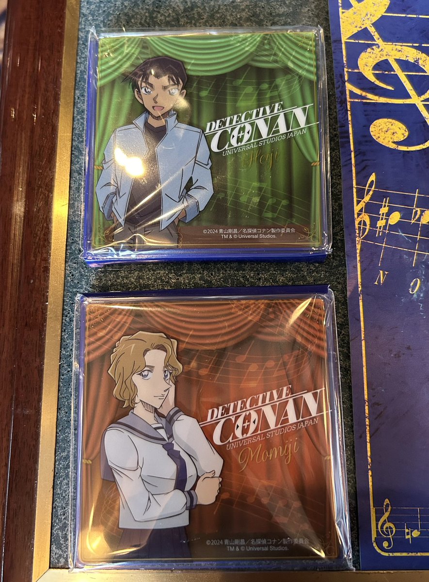 dchique_'s tweet photo. 名探偵コナン USJ ユニバ コースター
ミスレス ミステリーレストラン

【譲】 服部 平次、紅葉
【求】 コナン、新一＞蘭

ただいまパーク内におります。後ほどコナンカフェ梅田で手渡し＞都内手渡し＞郵送

よろしくお願いいたします🙇🏻‍♀️ https://t.co/QOzcXS19eu