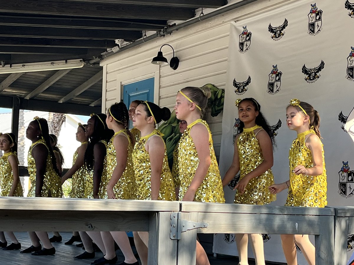 Come join the fun at the Maritime Museum!!  We are here until noon. #RemakeDays #SuncoastRemakeDays <a href="/SuncoastCGLR/">Suncoast GL Reading</a> #TBIC