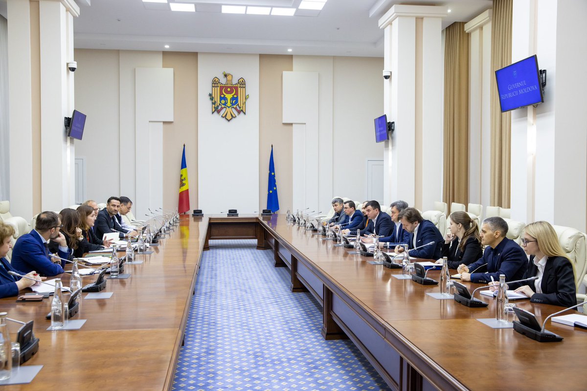Moldova's priority is a robust economic growth backed by sound public finances. Welcomed IMF mission in Moldova & discussed the progress on financial programs. Despite a challenging regional environment, we advance on our EU path while implementing @GuvernulRMD's reform agenda.