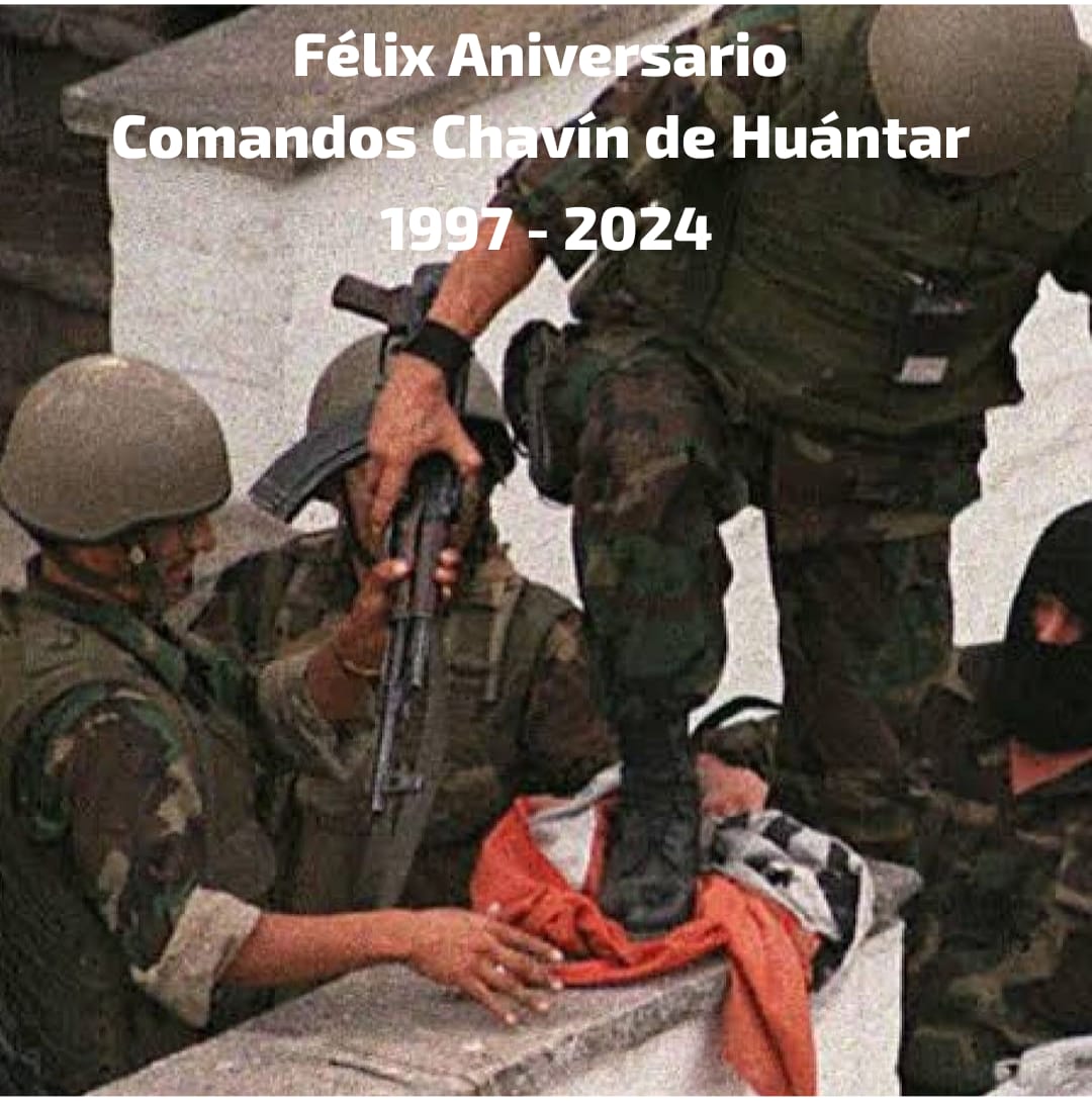 Hoy celebramos el vigésimo séptimo aniversario de la Operación de los Comandos Chavín de Huántar. ¡Viva el Perú! 🇵🇪 ¡Vivan los Comandos! @CCFFAA_PERU @naval_peru @EjercitoPeru @fapperu y @PoliciaPeru