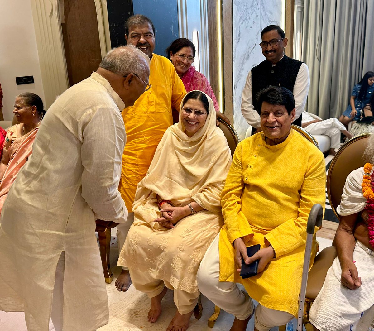 KamleshDhanda1's tweet photo. आज कैथल में माननीय श्री इंद्रेश जी एवं भाजपा के वरिष्ठ नेता श्री अरूण शर्राफ जी के नवनिर्मित निवास के मुहूर्त कार्यक्रम में जाना हुआ। https://t.co/WM5RBipt4y