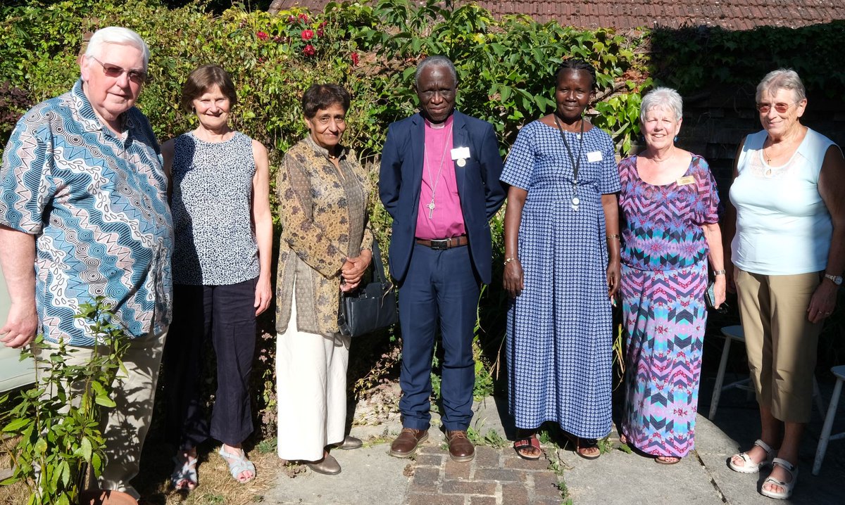 We are especially grateful for our close connections with the @MothersUnion in the Diocese of Kinshasa, and it was a great joy to share in prayer with the churches of that diocese, having been updated by Msgr Achille and Revde Gertrude. We are always together in our hearts!