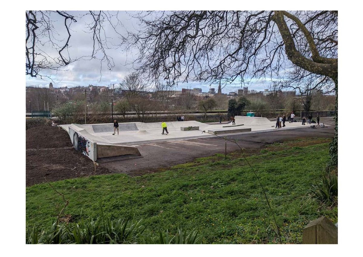 Victoria Park skate and wheels park in Bedminster is reopen and has been enjoyed by many over the last few weeks. The official opening day is coming up on Saturday 4 May! 🥳 #skateparksbristol Poster credit: instagram.com/bellasdailyske… Photo credit: Finbar Cullen