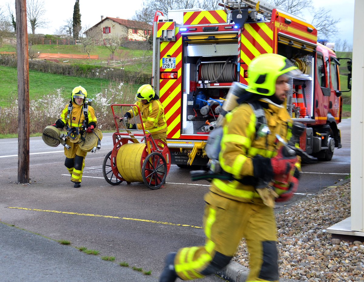 Sapeurs-pompiers de Saône-et-Loire tweet media