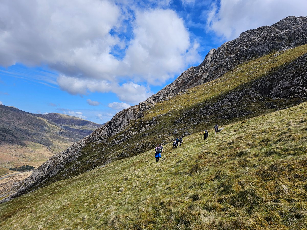 SGS6thForm's tweet photo. The Lower Sixth had an amazing weekend on their practice expedition, despite some horrific winds and camping hardship. Well done, we are proud of you! #SGSSixthForm, #SGSLowersixth, #SGSExcellence https://t.co/ihsco8pOn8